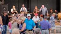 holidayband15070198_small.jpg