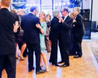 artsball15027721_small.jpg