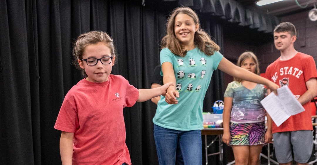 youthactingcamp9.jpg