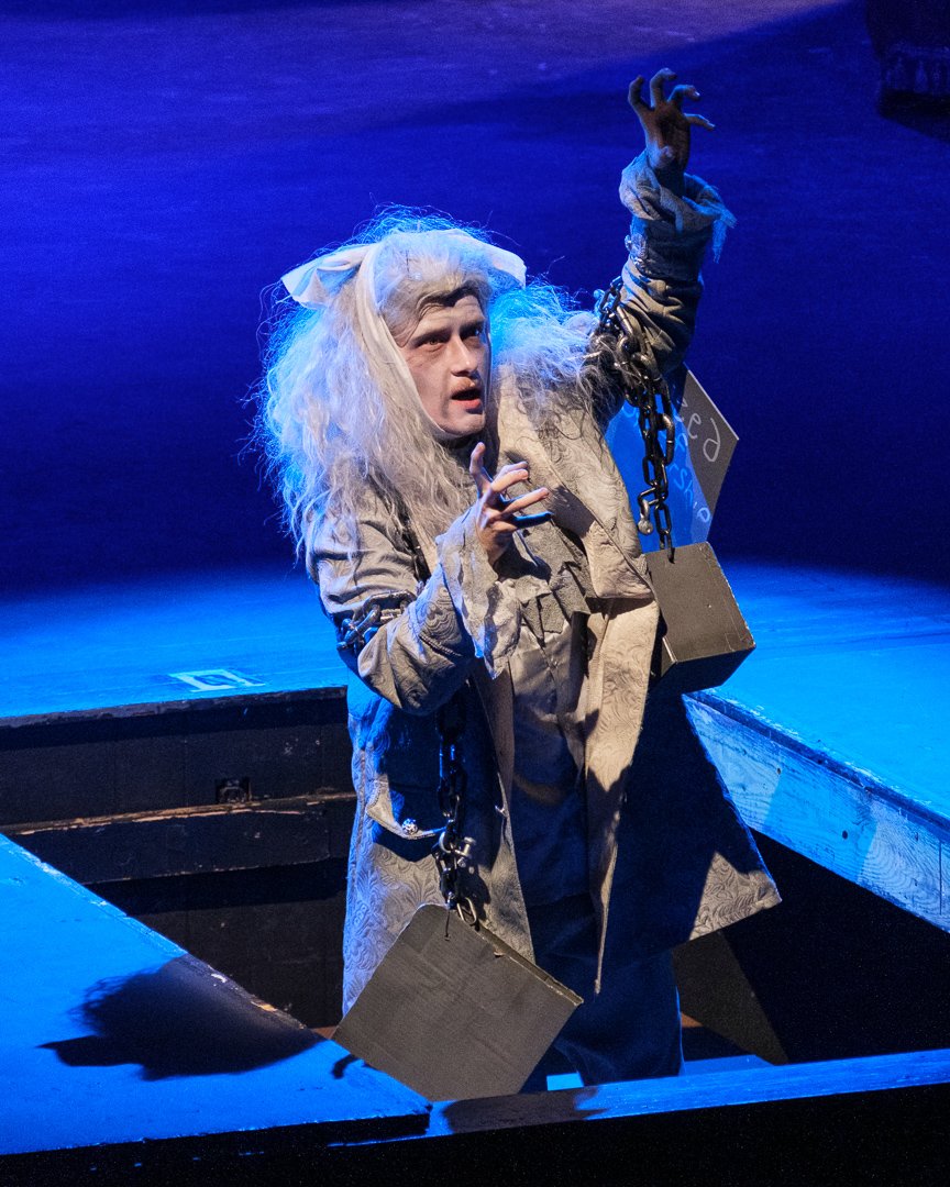 christmascarol241214.jpg