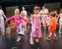 artsalive25060285_small.jpg