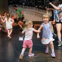 artsalive25060437_small.jpg