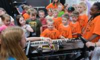 artsalive25061211_small.jpg