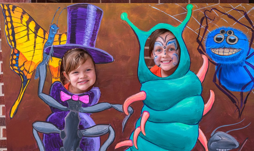 artsaliveparadeshow2506129.jpg