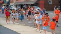 artsaliveparadeshow250633_small.jpg