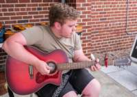 artsaliveparadeshow250657_small.jpg