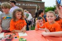 artsaliveparadeshow250664_small.jpg