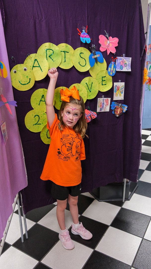 artsaliveparadeshow250695.jpg