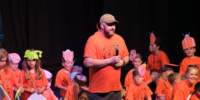 artsaliveparadeshow250697_small.jpg
