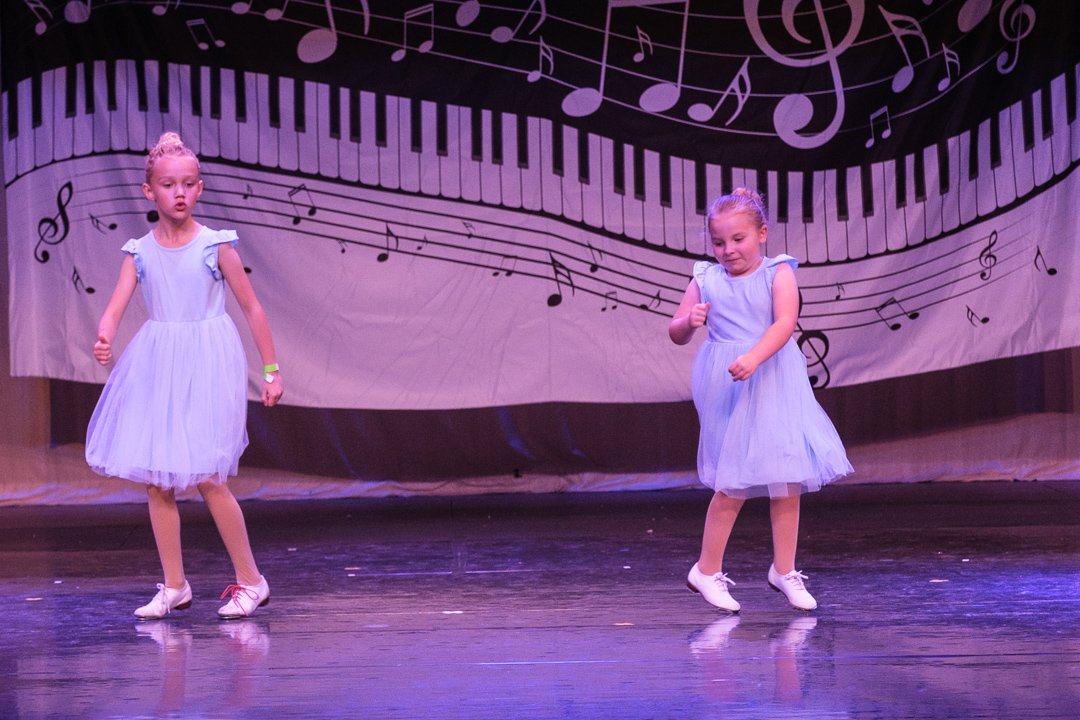 dance2505132.jpg