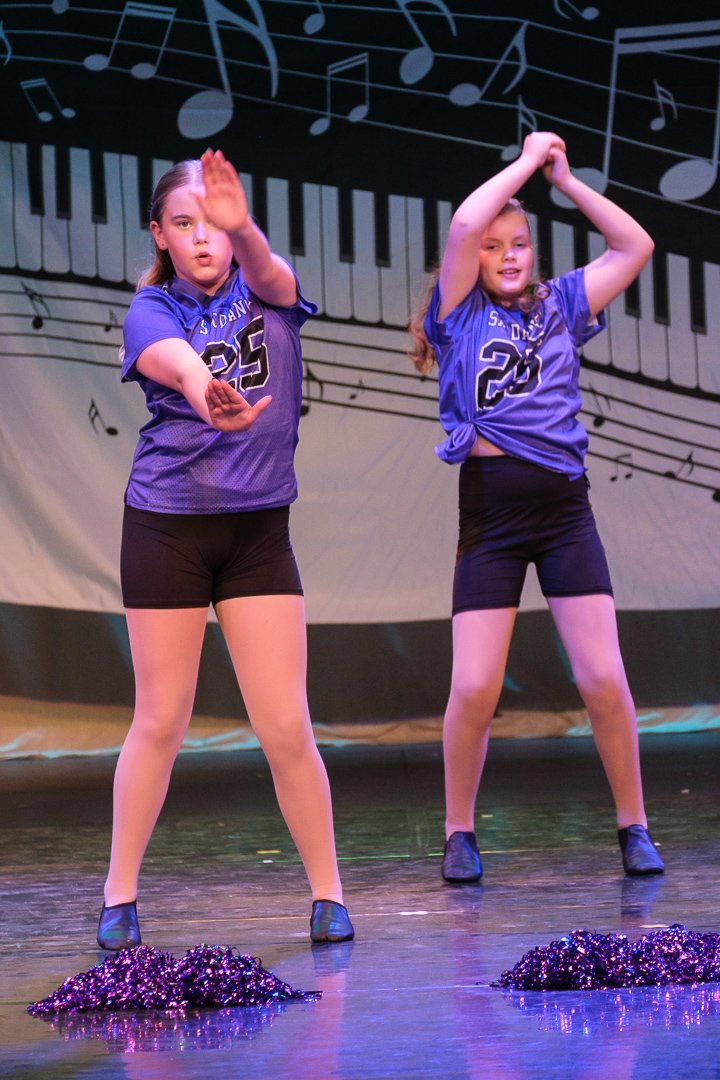 dance2505166.jpg