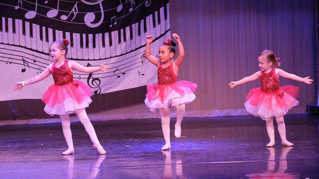 dance250581.jpg