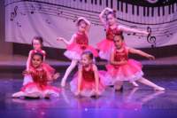 dance250590_small.jpg