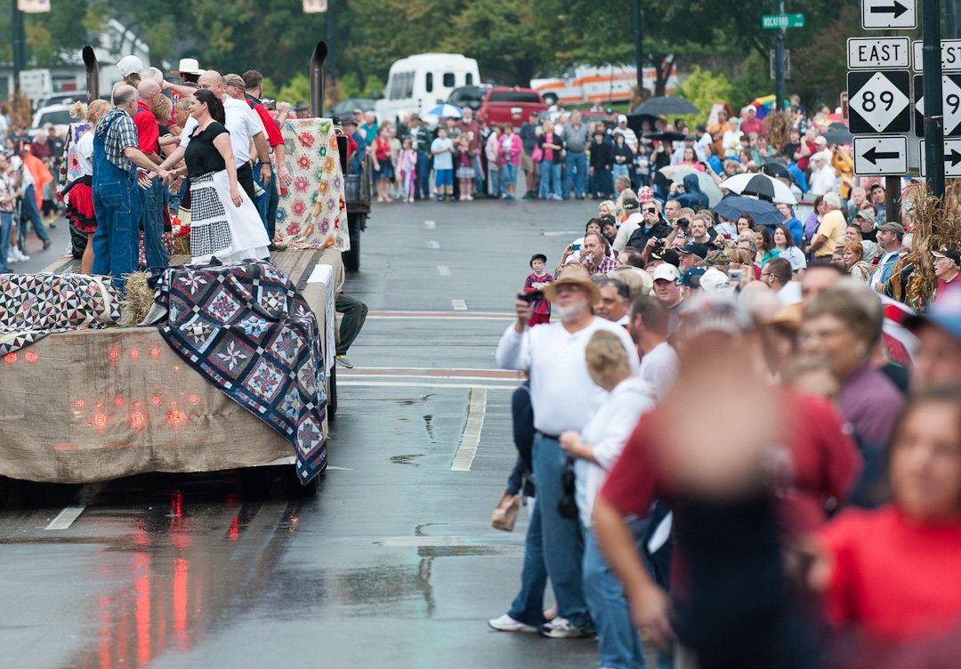 parade12093222.jpg