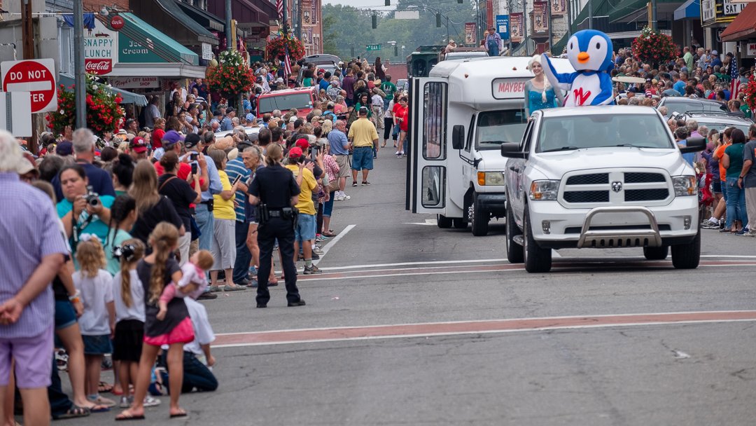 parade1909133.jpg