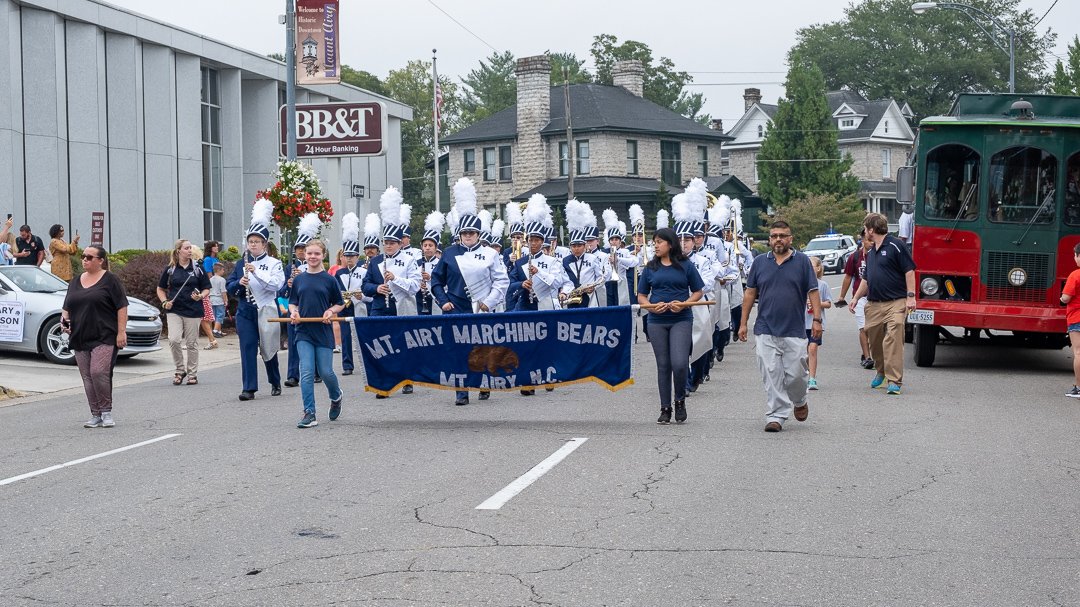 parade190933.jpg