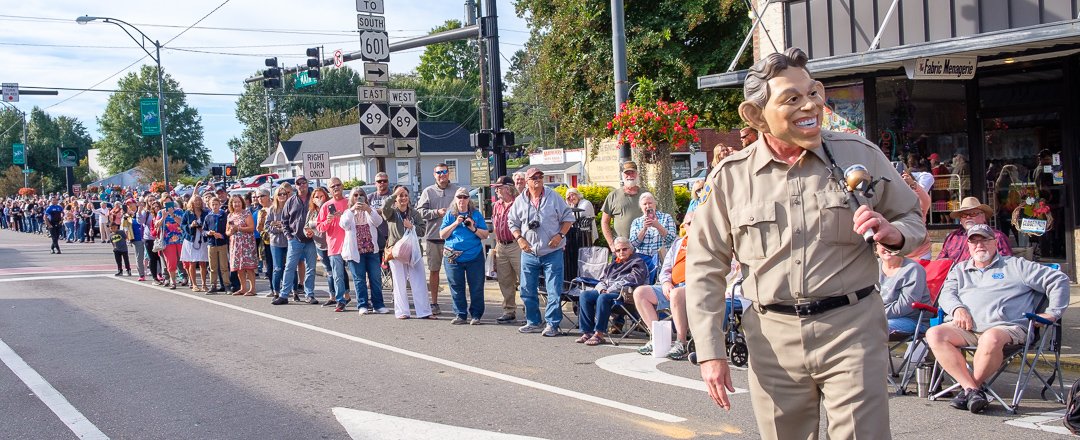 parade210948.jpg