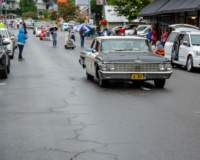 parade_2718_small.jpg