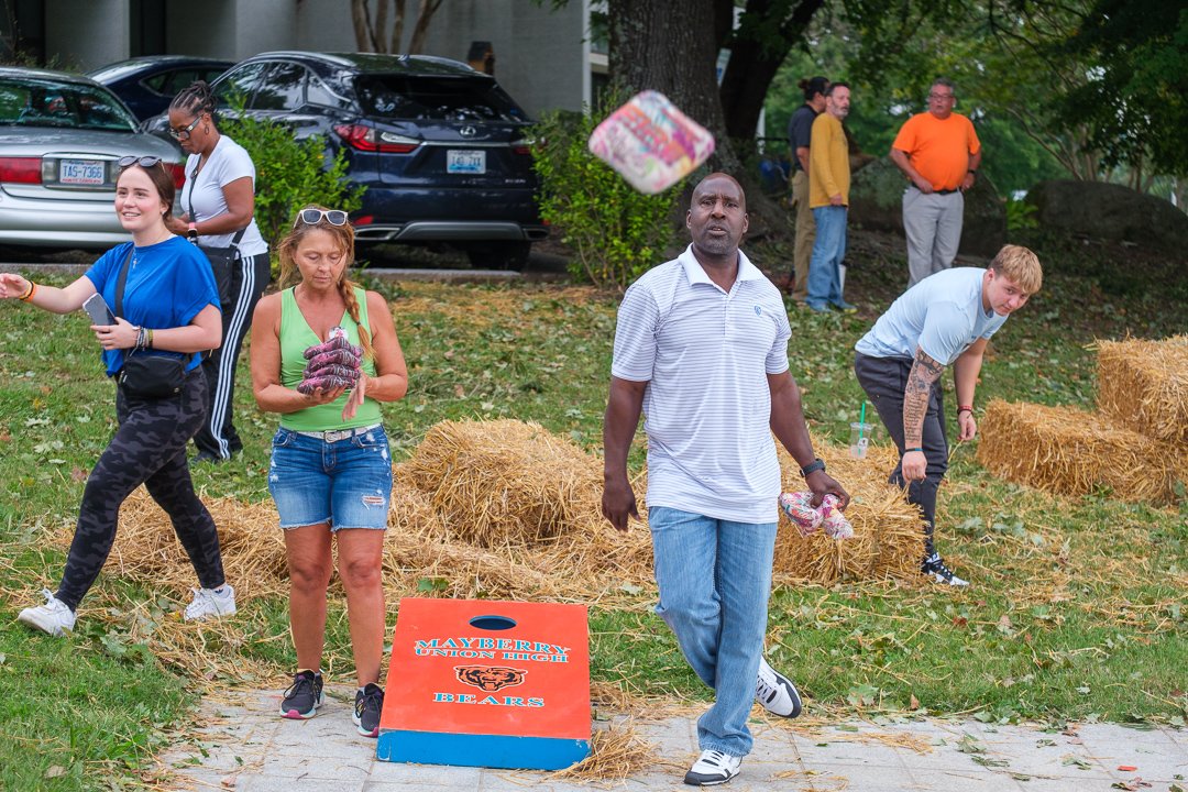 cornhole240913.jpg