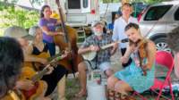 fiddlersconvention220681_small.jpg